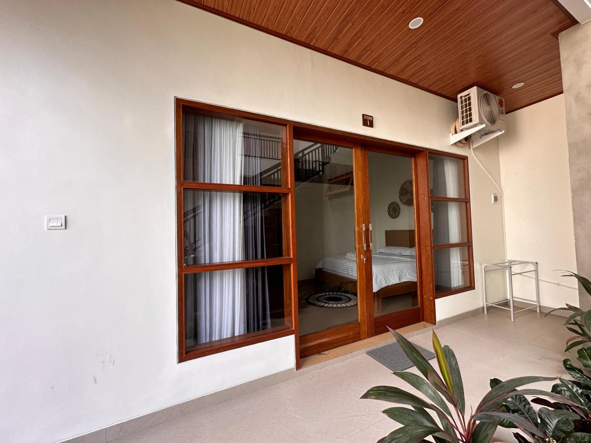 Villa Son Sun Uluwatu Extérieur photo