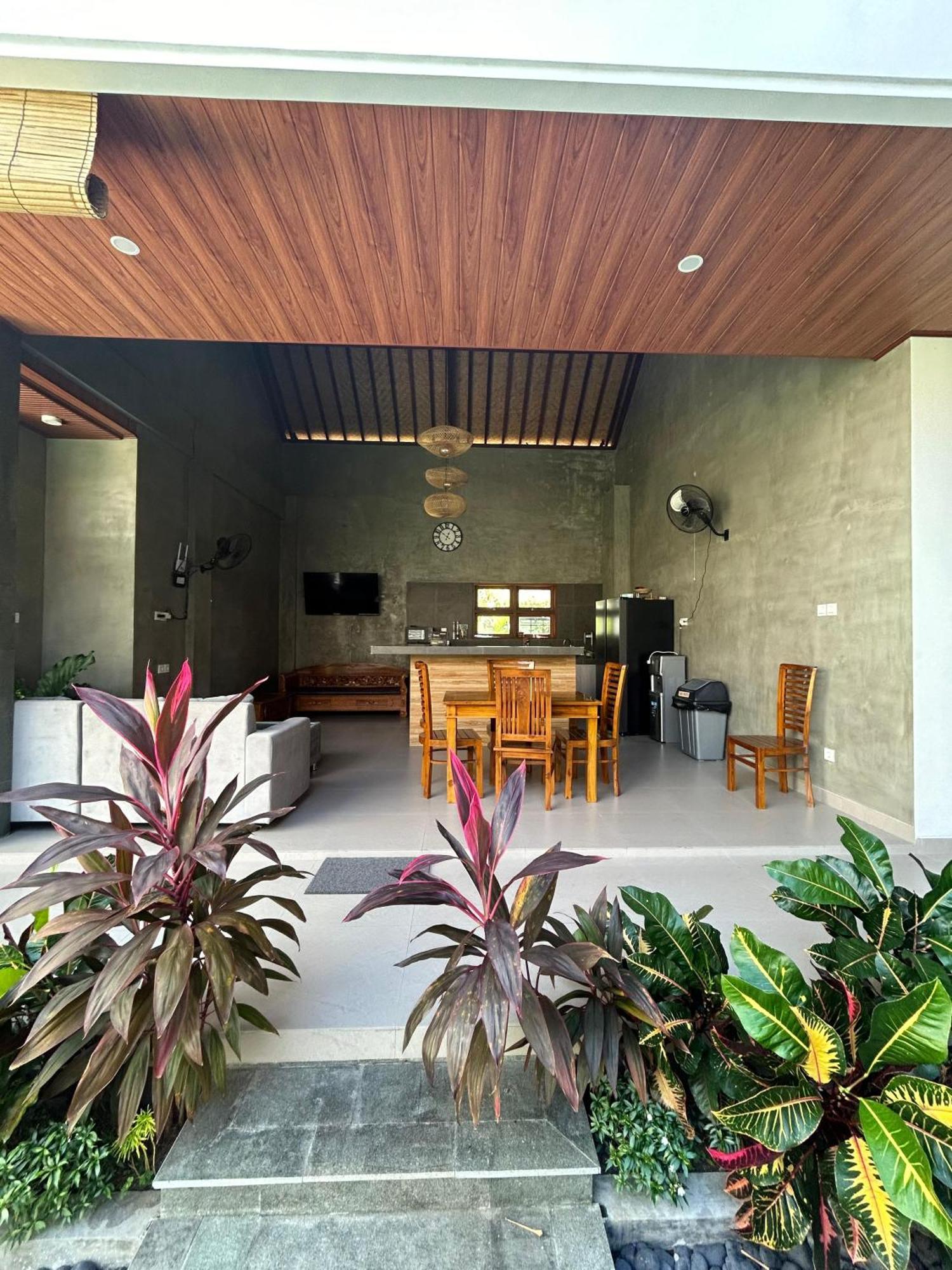 Villa Son Sun Uluwatu Extérieur photo